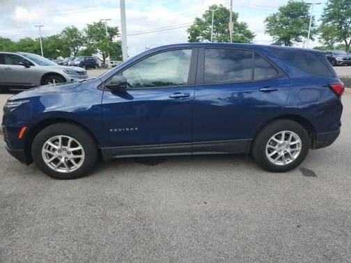 2023 Chevrolet Equinox LS