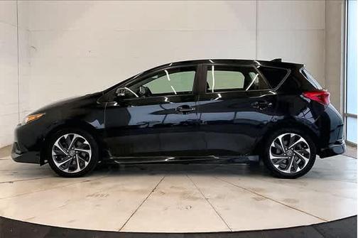 2017 Toyota Corolla iM Base