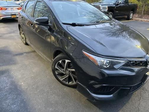 2017 Toyota Corolla iM Base