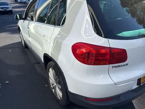 2015 Volkswagen Tiguan 4MOTION Auto SEL