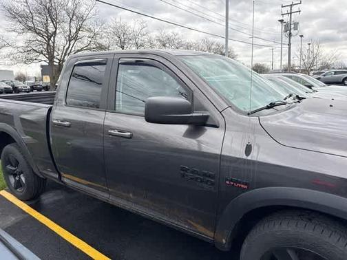 Granite Crystal Clearcoat Metallic 2019 RAM 1500 Classic Warlock