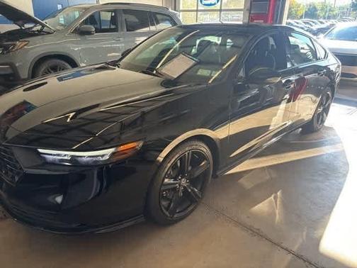 2023 Honda Accord Hybrid Sport-L