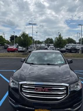 2019 GMC Acadia SLE-2