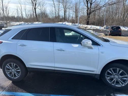 2021 Cadillac XT5 Premium Luxury