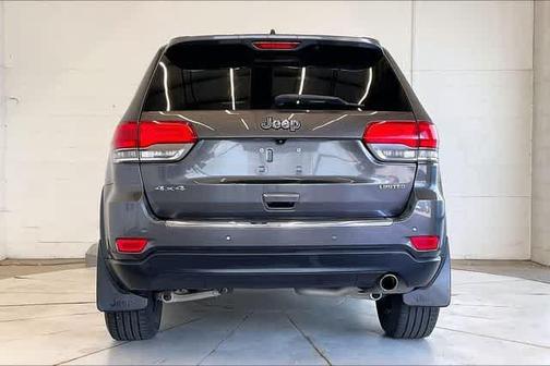Granite Crystal Clearcoat Metallic 2017 Jeep Grand Cherokee Limited