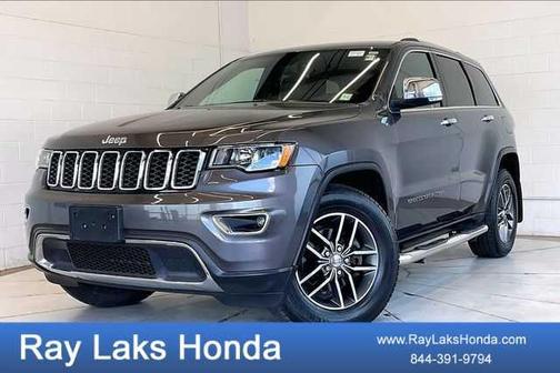 Granite Crystal Clearcoat Metallic 2017 Jeep Grand Cherokee Limited