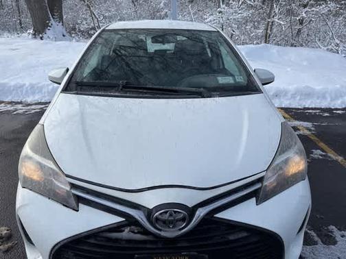 2016 Toyota Yaris L