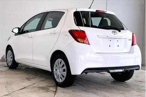 2016 Toyota Yaris L