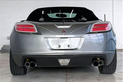 2007 Saturn Sky Red Line