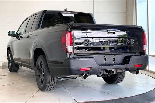Crystal Black Pearl 2026 Honda Ridgeline Black Edition
