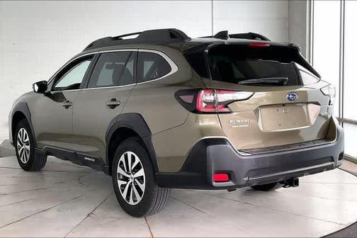 Autumn Green Metallic 2024 Subaru Outback Premium