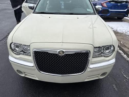 2010 Chrysler 300 Limited