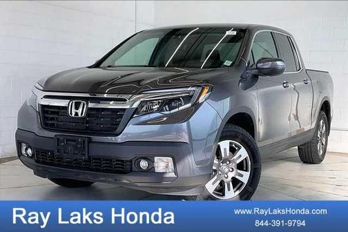 Modern Steel Metallic 2017 Honda Ridgeline RTL