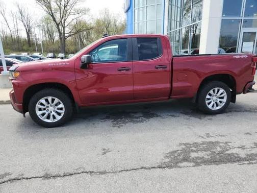 2020 Chevrolet Silverado 1500 Custom
