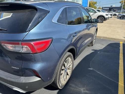 2020 Ford Escape Titanium