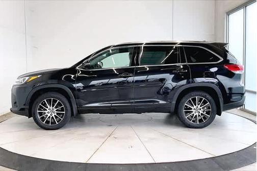 2019 Toyota Highlander Limited Platinum