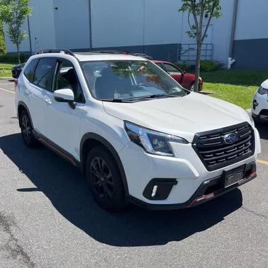 Crystal White Pearl 2022 Subaru Forester Sport