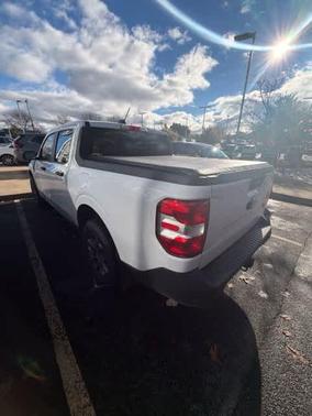 Oxford White 2025 Ford Maverick XLT