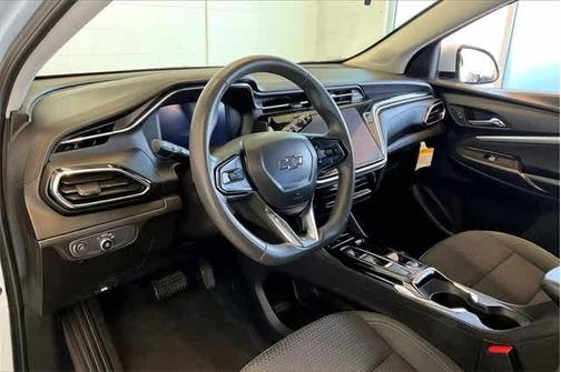 2023 Chevrolet Bolt EUV LT