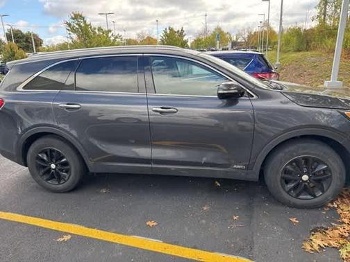 2018 Kia Sorento LX