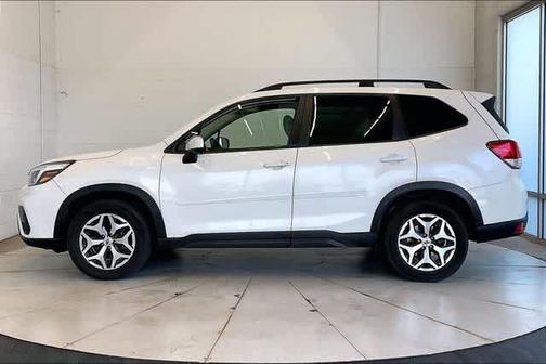 Crystal White Pearl 2021 Subaru Forester Premium