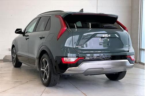 2025 Kia Niro SX