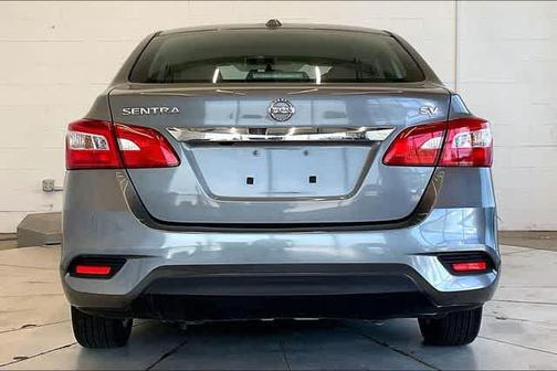 Gun Metallic 2018 Nissan Sentra SV