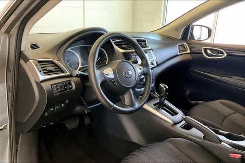 Gun Metallic 2018 Nissan Sentra SV