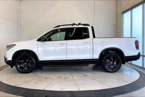 Platinum White Pearl 2026 Honda Ridgeline Black Edition