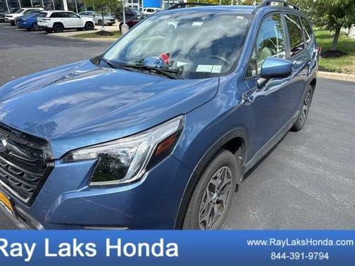 2022 Subaru Forester Premium