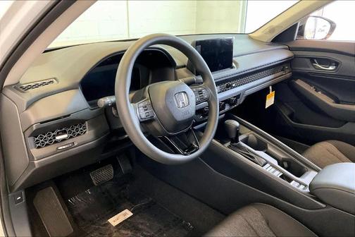 Platinum White Pearl 2026 Honda Accord SE