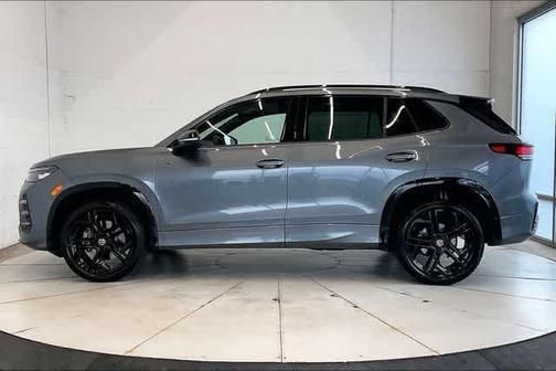 Platinum Gray Metallic 2025 Volkswagen Tiguan 2.0T SE R-Line Black