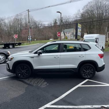 2022 Volkswagen Taos 1.5T S