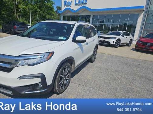 2022 Honda Pilot Touring 7-Passenger