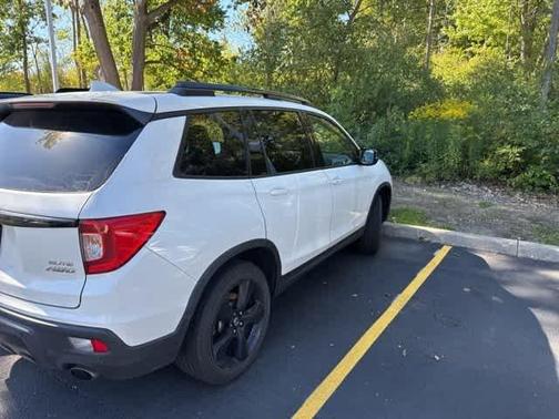 2019 Honda Passport Elite