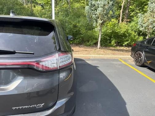 2016 Ford Edge Titanium