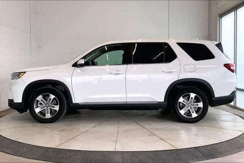 Platinum White Pearl 2024 Honda Pilot EX-L