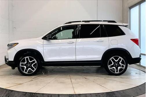 2023 Honda Passport Elite