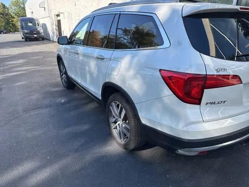 2017 Honda Pilot Elite