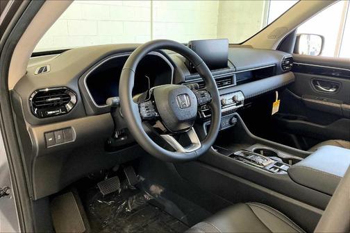 2025 Honda Pilot Touring+