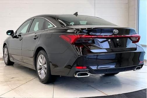 2019 Toyota Avalon XLE