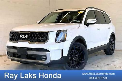 Glacial White Pearl 2023 Kia Telluride SX