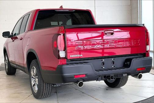 Radiant Red Metallic II 2026 Honda Ridgeline RTL