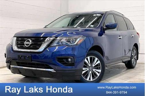 2020 Nissan Pathfinder SV