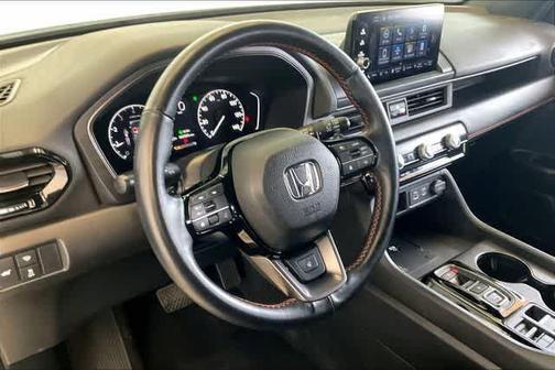 Platinum White Pearl 2025 Honda Pilot TrailSport