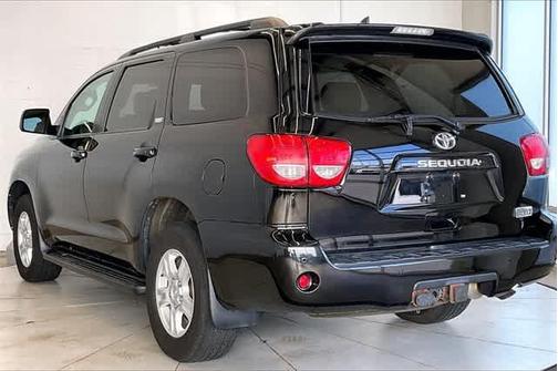 2017 Toyota Sequoia SR5