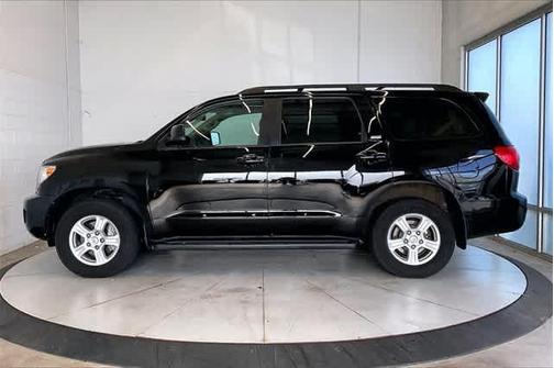 2017 Toyota Sequoia SR5