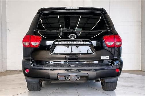 2017 Toyota Sequoia SR5
