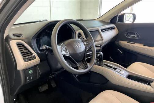 Lunar Silver Metallic 2019 Honda HR-V EX