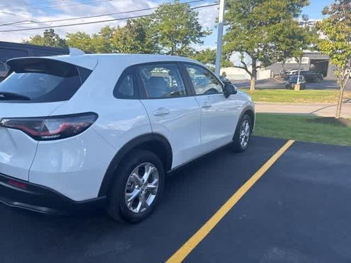 2023 Honda HR-V LX